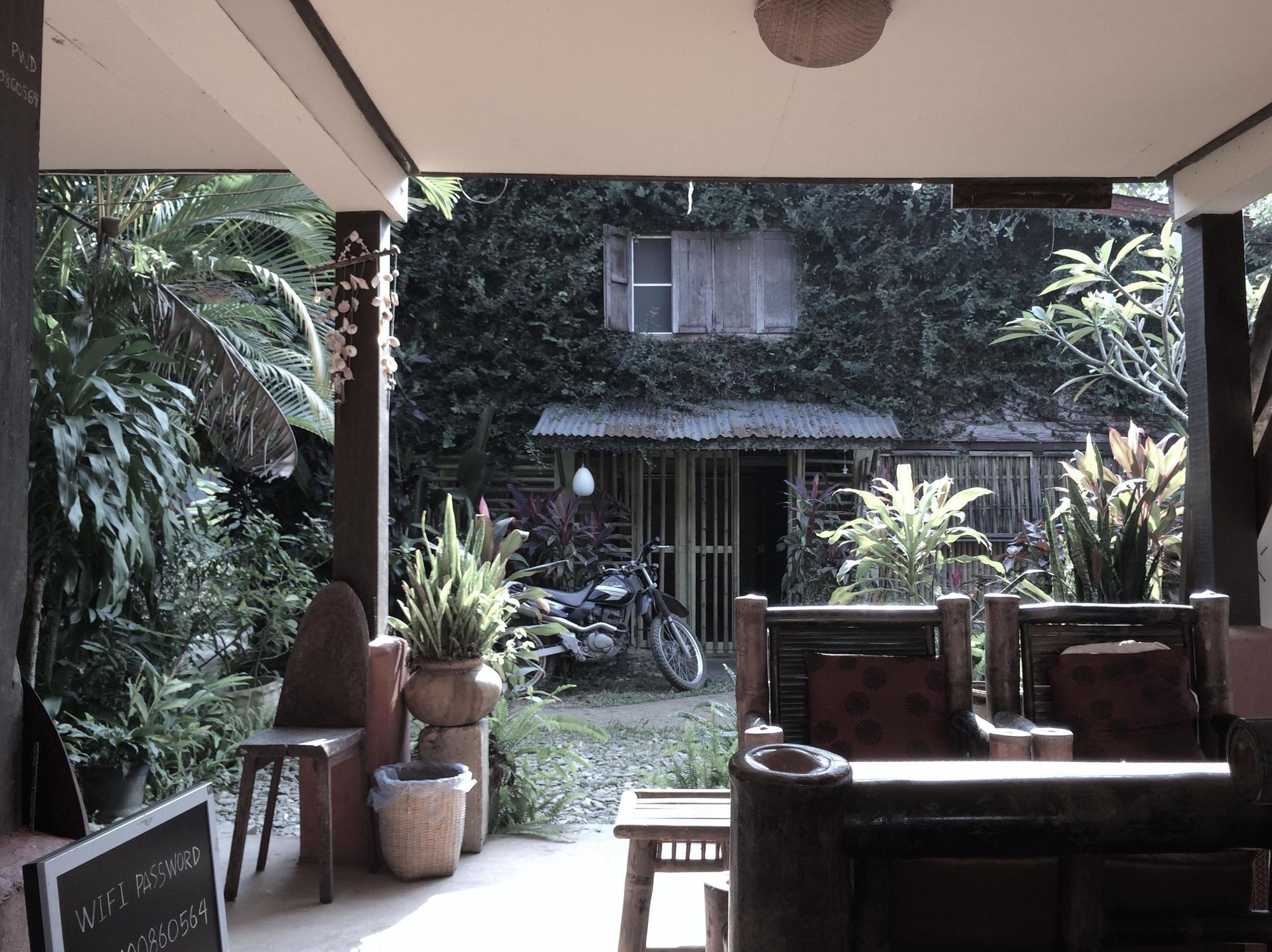 Hotel Champa Lao Bungalows Vang Vieng Exterior foto