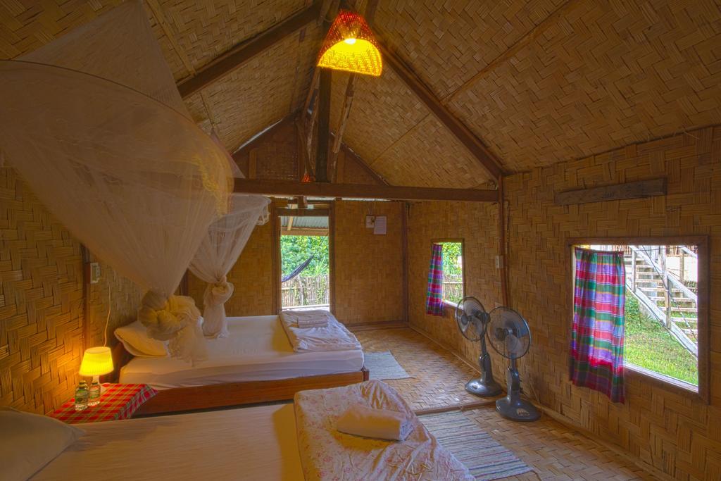 Hotel Champa Lao Bungalows Vang Vieng Exterior foto