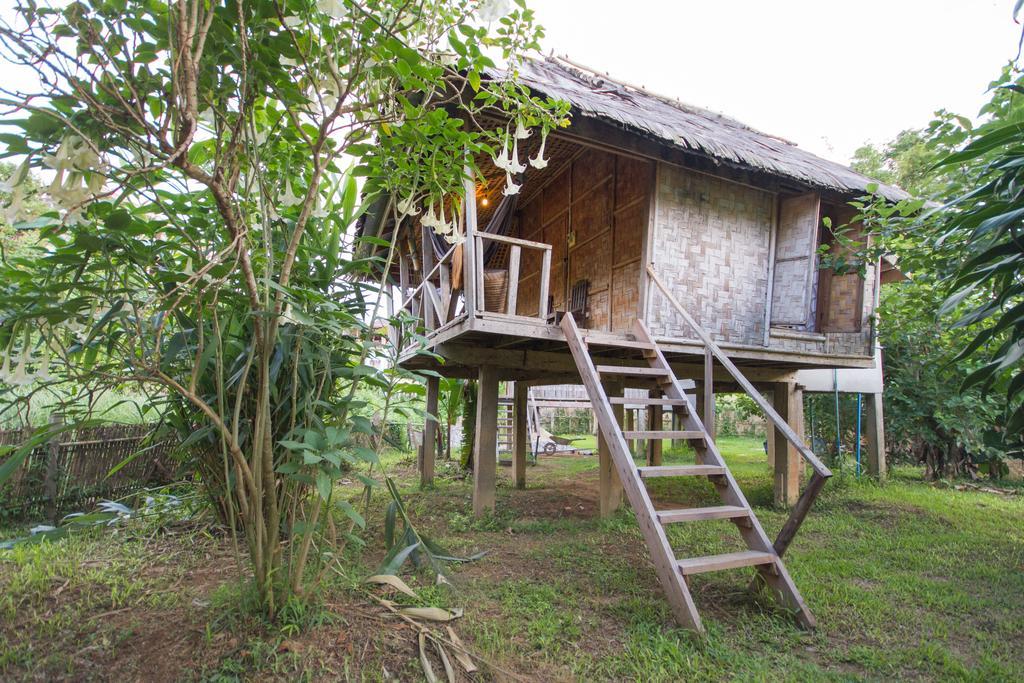 Hotel Champa Lao Bungalows Vang Vieng Exterior foto