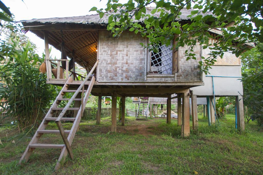Hotel Champa Lao Bungalows Vang Vieng Exterior foto