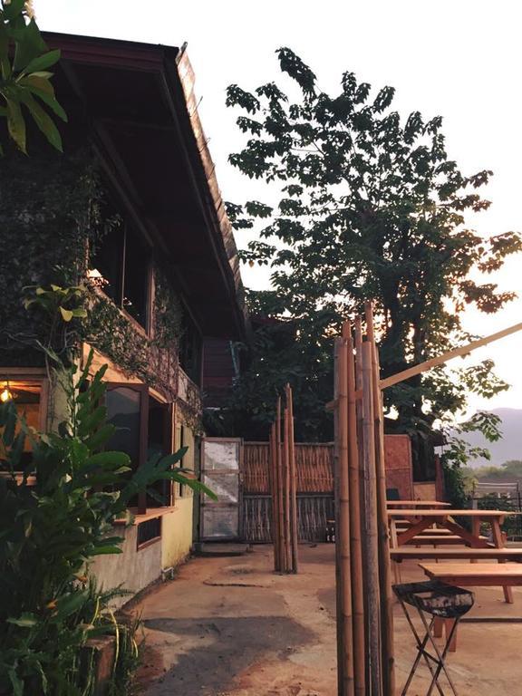 Hotel Champa Lao Bungalows Vang Vieng Exterior foto