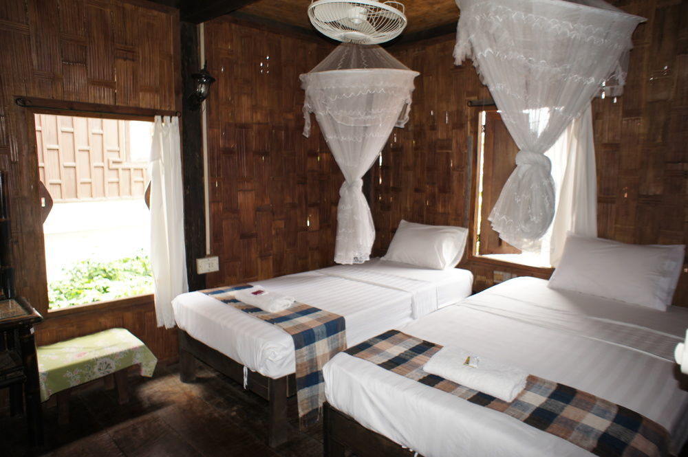 Hotel Champa Lao Bungalows Vang Vieng Exterior foto