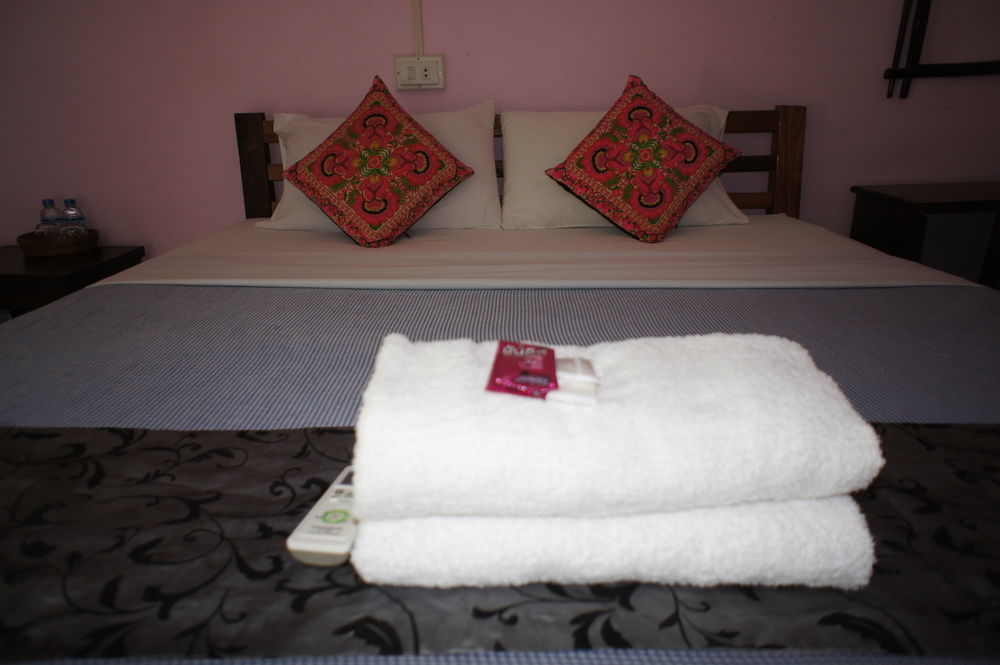 Hotel Champa Lao Bungalows Vang Vieng Exterior foto
